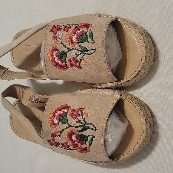 For Ever 21 shoes - Picture 1 of 6